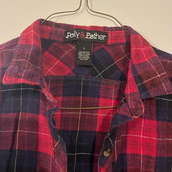 Gorgeous plaid flannel! - Picture 2 of 3